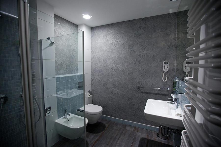 Hotel Natura Residence Business&Spa شيفير الغرفة الصورة